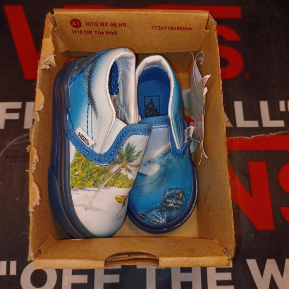 VANS CLASSIC SLIP-ON SURF MONSTER Size 4 T (no box) - Picture 11 of 11